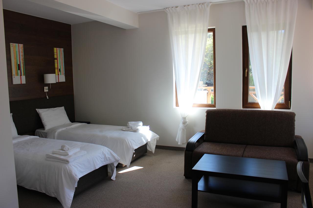 Trigrad Hotel エクステリア 写真
