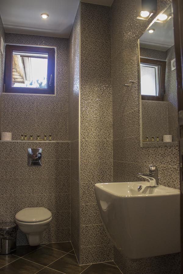 Trigrad Hotel エクステリア 写真