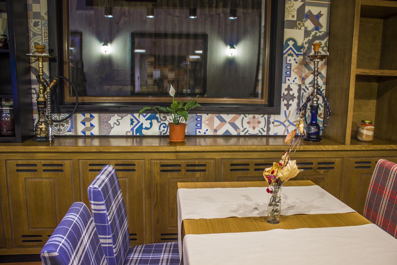 Trigrad Hotel エクステリア 写真